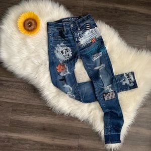 NWT AEO Painted & Patched Hi-Rise Jeggings Sz 00